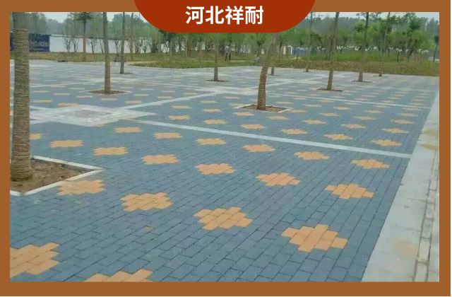 园林广场便道砖的铺设
